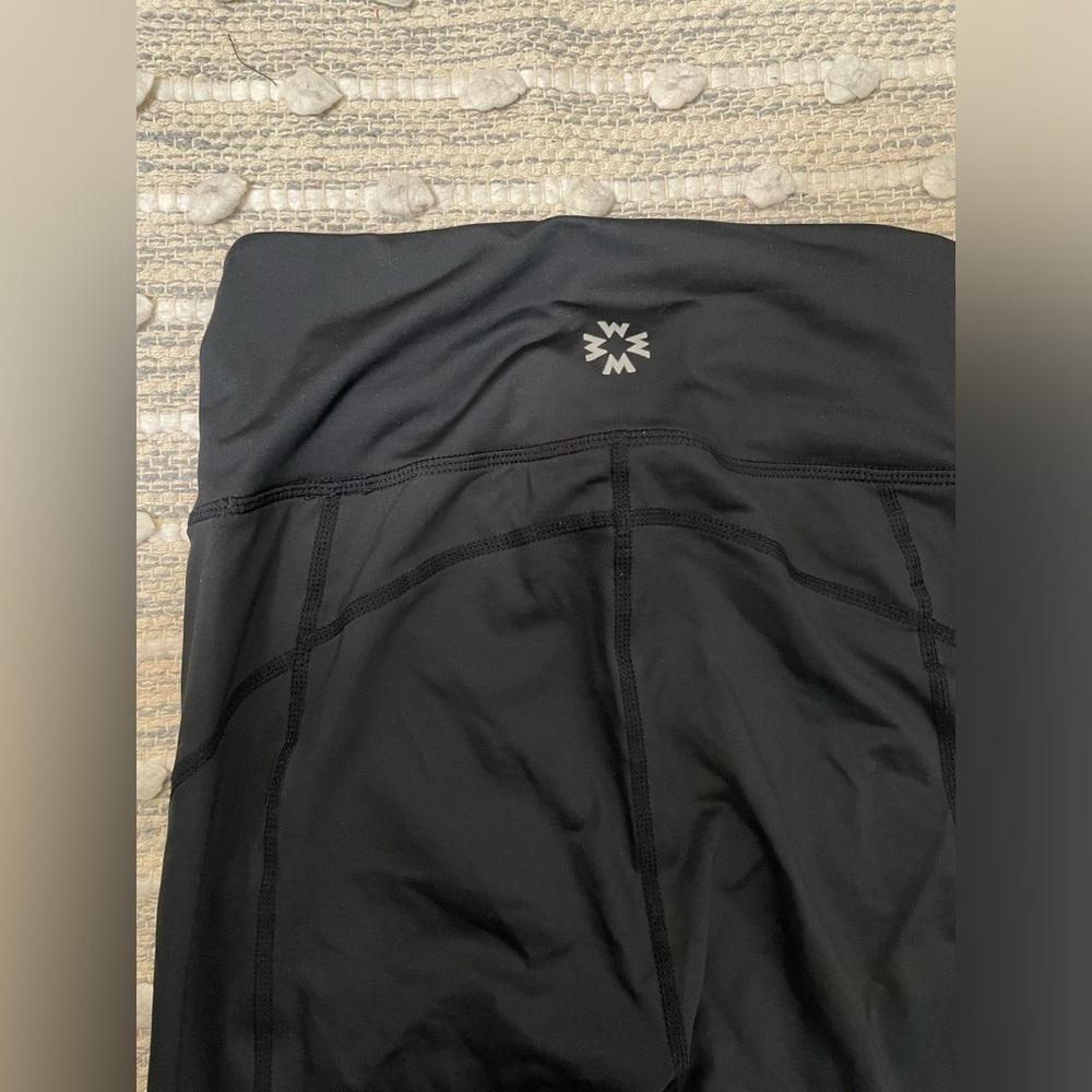 XS without walls leggings with sheer bottom design - Picture 3 of 5